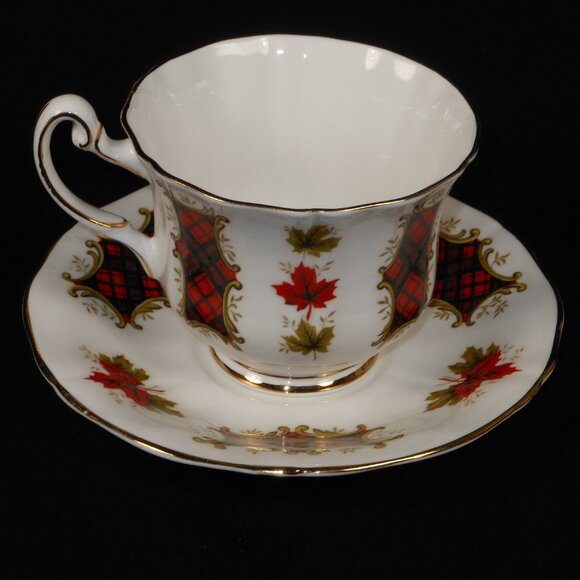 2 sets of beautiful tea cups & saucers. Royal Adderley Maple Leaf Tartan - Picture 3 of 7